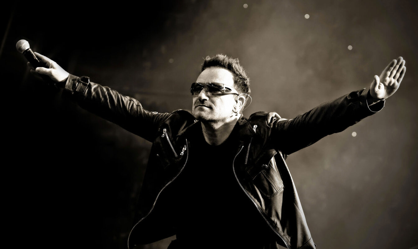 U2